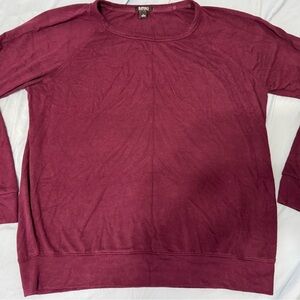 Woman’s Large Burgundy Long Sleeve Top